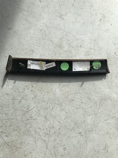 lista DEKOR MERCEDES W211 A2116800071