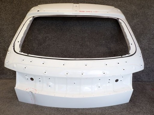 HYUNDAI IONIQ V 21- boot doors rear part