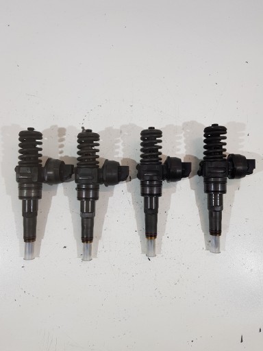 НАСОС-ФОРСУНКА VW 2.0 TDI 038130073BQ 0414720312