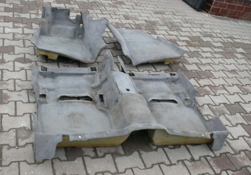 1406800140 1406800240 - Оббивка килима килимове покриття під ноги MERCEDES W140