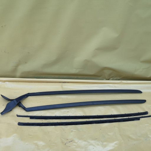 FORD FOCUS MK4 18 - ПЛАНКА ПЛАНКИ ЛОБОВОГО СКЛА В ЗБОРІ