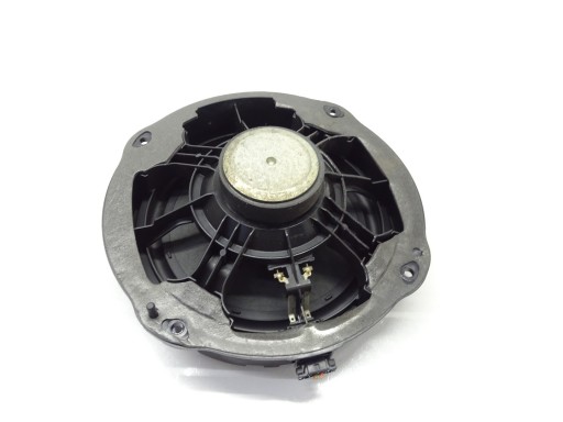 reprák dvere stredový reproduktor predok predný AUDI A3 8V 8V0035415D