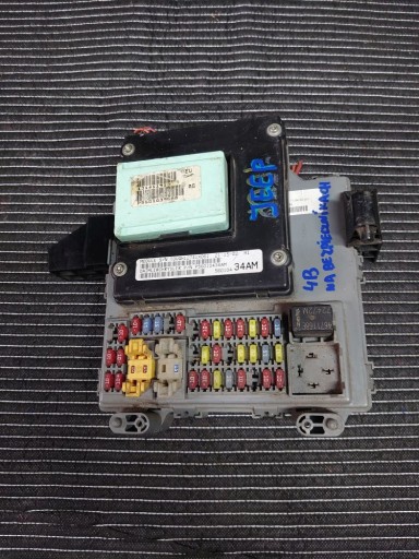 P56010434AM P56010395AB, - Блок запобіжників jeep liberty kj cherokee