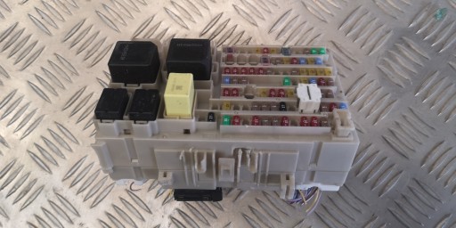 Блок запобіжників nissan x-trail t33 243506ra1b