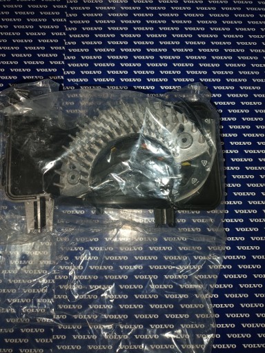 5hl351320-801 - Регулятор двигателя отопителя Volvo FH 20853484