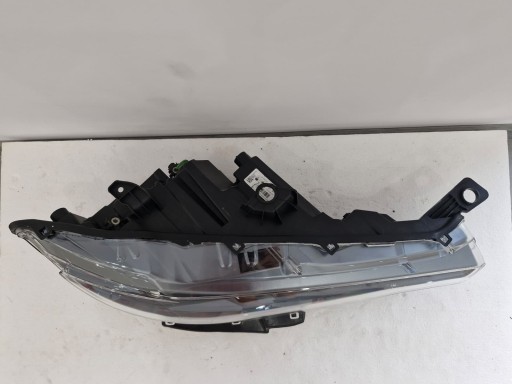 light right Maserati Levante LIFT FULL LED