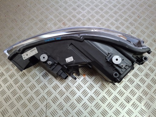 light right front BI-XENON non-setting AUDI A1 2010R-> 2014R