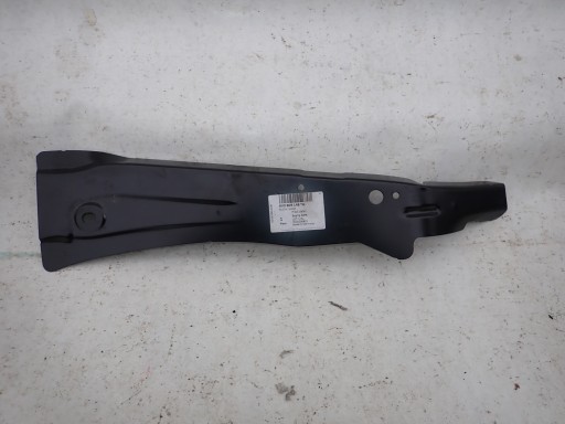 AUDI A3 8V соединительный лист правой стойки