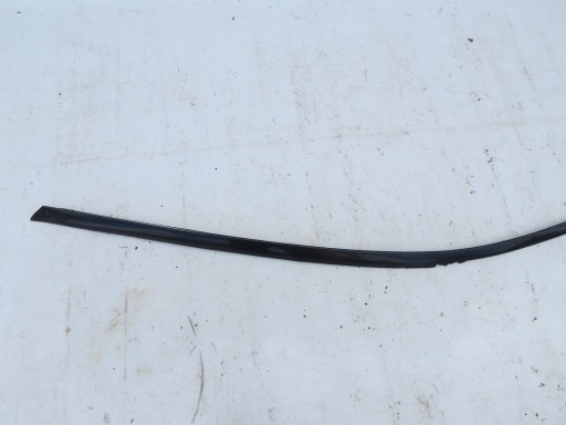 moulding gasket of the threshold right VOLVO S60 and 2.4 B 140KM R5 2001r 39971331