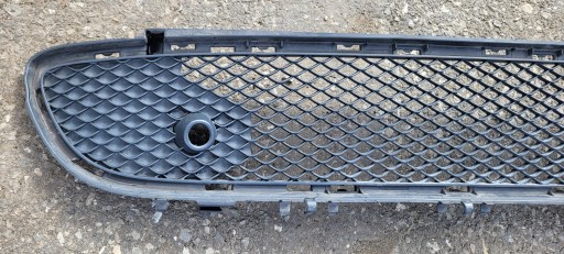 grill grille central of a bumper front grid MERCEDES GLA W156 ORYINAL