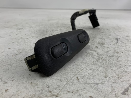 OPEL OMEGA B window control switch 4670401