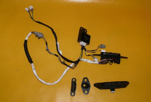 KRANCOWY Sensor Tür rechts heck NISSAN QUEST III