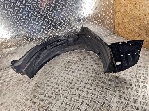 TOYOTA YARIS lV mudguard left front 53876-K0020