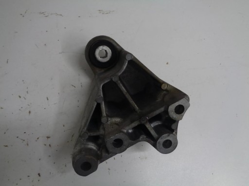 MERCEDES GLA W156 SUPPORTO STAFFA MOTORE 2,2 CDI 13-19R