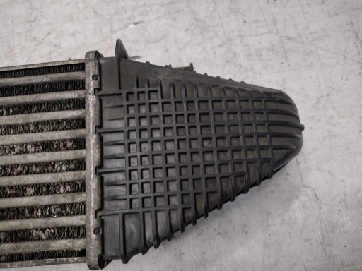 intercooler Mercedes W212 2,2CDI automat A2046000100