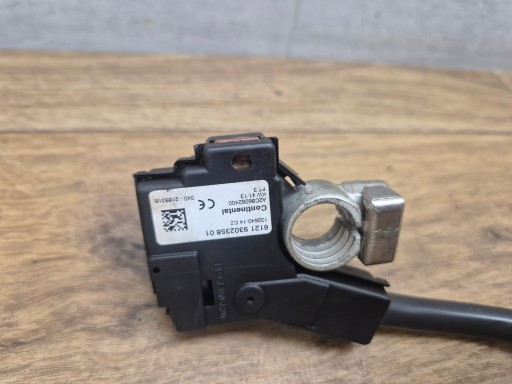 BMW minus clamp IBS - F10 F11 F07 F01 F02 F06 F12 F13 F25 F26 9302358