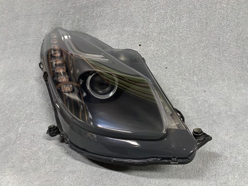 FERRARI F12 BERLINETTA XENON LED EUROPE ЛАМПА