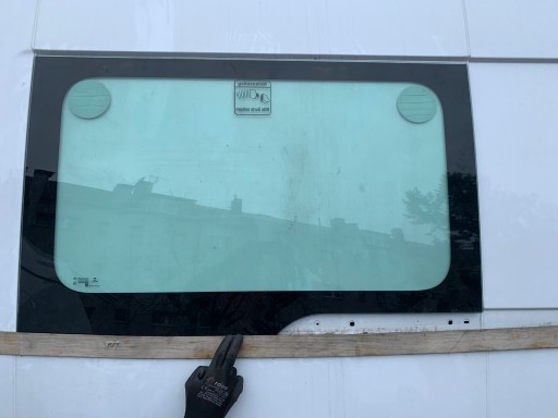 ПРАВОЕ ОКНО RENAULT MASTER BUS