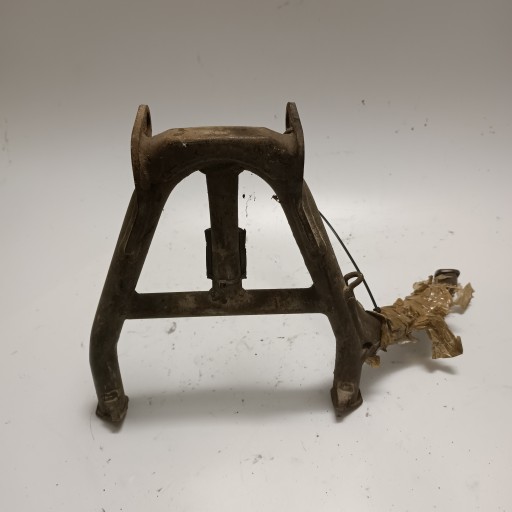 1230987 - HONDA CBR 1100xx центральна підніжка