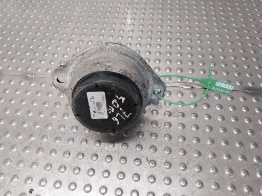 engine mount right 7L6199131 VW TOUAREG and 7L6