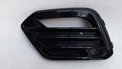 SEAT CUPRA ATECA 20- grid left of a bumper front of the front 575853665T