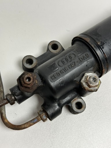 AUDI RS4 B7 valve CENTRALNY of a shock absorber 8E0616887