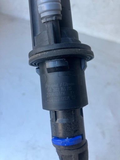 WYSPRZEGLIK pumpa spojky CITROEN C4 II B7 9800216580