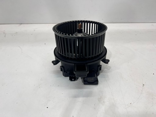 fan DNUCHAWY of the heating AUDI A4 B9 A5 8W Q7 4M 4M1820021B