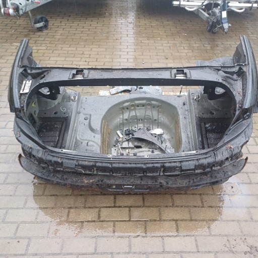 BMW E64 ЗАДНЯЯ ПОЯСНАЯ БАЛКА ЗАДНИЕ ЧЕТВЕРТИ