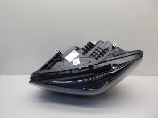 MERCEDES B KLASA W A 247 FULL LED MULTIBEAM left