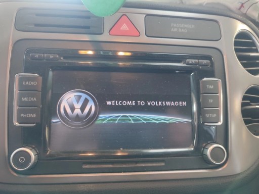 RADIO Navigation VW SCIROCCO III TIGUAN und 5N PASSAT B6 B7 TOURAN 3C8035195