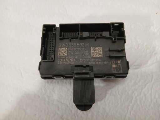 AUDI A4 B9 LIFT module control unit door right front 8W0959592M