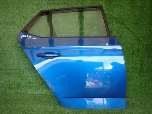 SKODA FABIA III HB door right rear. rear part