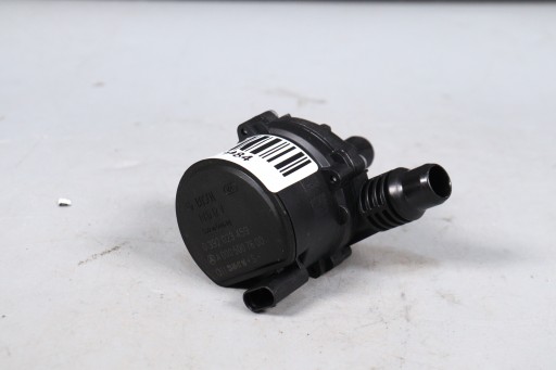 C200d 23r - Дополнительный водяной насос mercedes-benz c-class w206 a0005007600