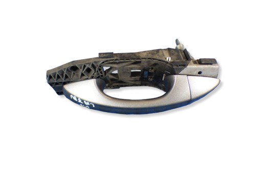 Volkswagen Golf VII 7 handle door left front 5N0837885H lakier LA7N EUROPA