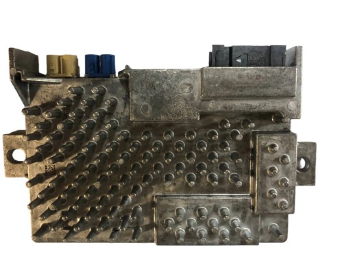 A2069006217 - MERCEDES C W205 2016 модуль драйвера 2069017107