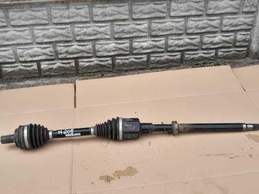 Mercedes w205 4-matic левый передний полувал a2053303906