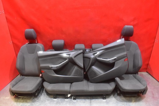 Siège Sièges KOMPLET Latérale/côté Latérale/côté EU FORD FOCUS MK3 III Berline 11-15