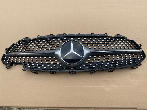 MERCEDES CLS 257 решітка радар без камери