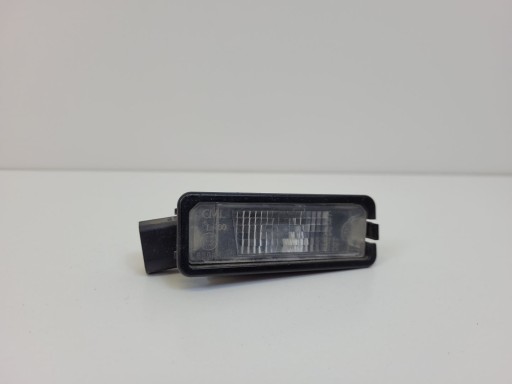 Licht der Beleuchtung hinten Kennzeichen Halter rejestracyjnej Volkswagen Golf 7 2015