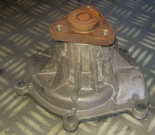 948.106.033.01 - Porsche Cayenne 7l5 4.8 V8 водяной насос 94810603301