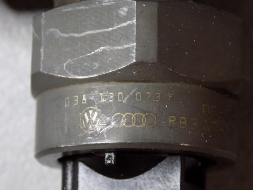 VW Pumpedüse 038130073F 1.9 TDI