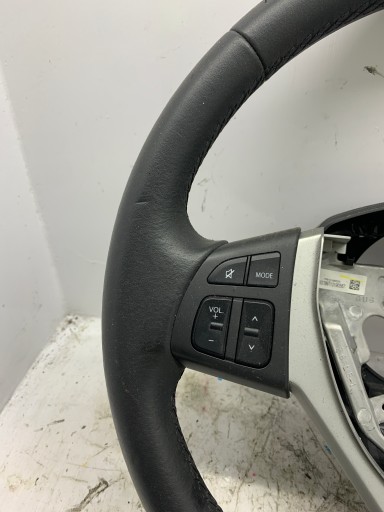 Volant MULTIFUNKCYJNA SKORZANA SUZUKI SWIFT MK7 (2010-2013) 1.2 B