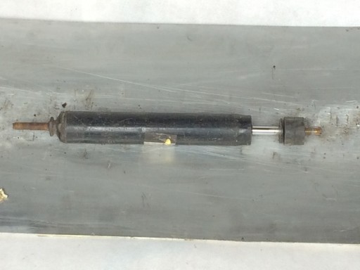 Stoßdämpfer SKODA 120 heck D2253827 SKODA