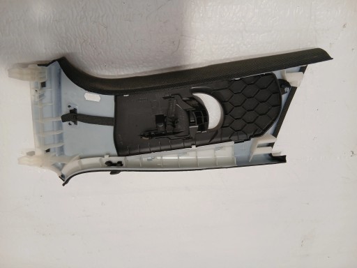 AUDI A4 B9 LIFT cover side SLUPKA B right 8W0867244E