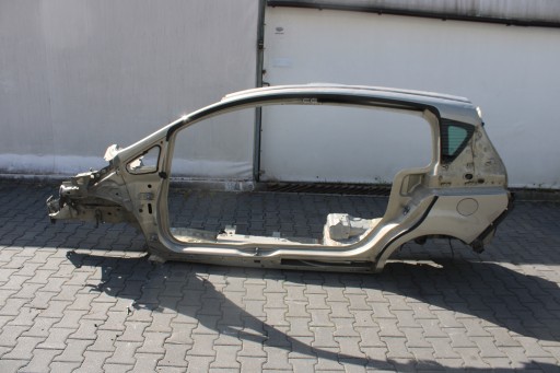 side BOKU left FORD B-MAX