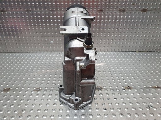 Supporto filtro olio Radiatore / Raffreddatore 7787072 BMW E46 E87 E90 E60 X3 E83 2.0D M47