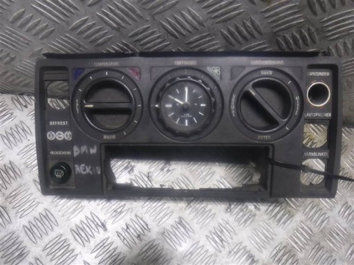 1363249 - Панель управления вентиляционным отверстием BMW E23