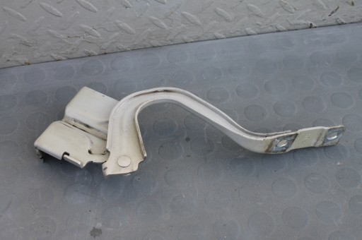 ПЕТЛЯ КАПОТА ЛЕВАЯ ПЕРЕДНЯЯ KIA CARENS IV 13-19