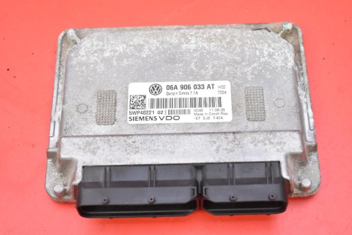 control unit computer of the engine 06A906033AT VW PASSAT B6 1.6 MPI 102 KM 05-10